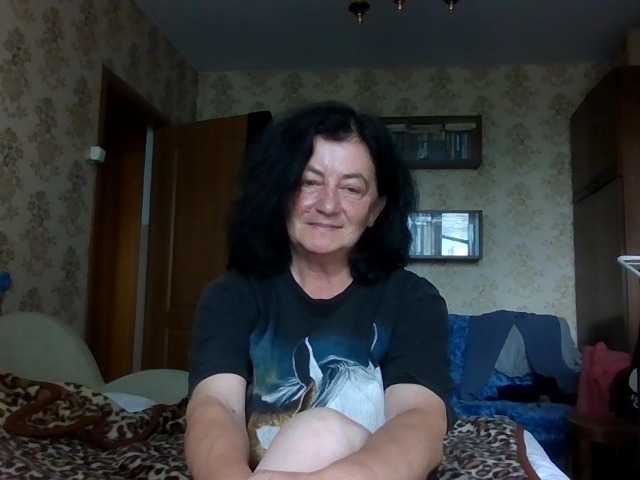 krisshurdlove live cam on BongaCams