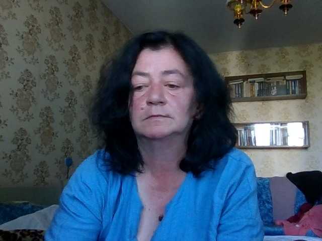 krisshurdlove live cam on BongaCams