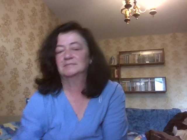 krisshurdlove live cam on BongaCams