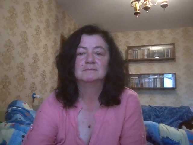 krisshurdlove live cam on BongaCams