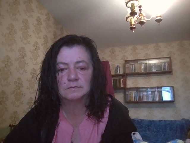 krisshurdlove live cam on BongaCams
