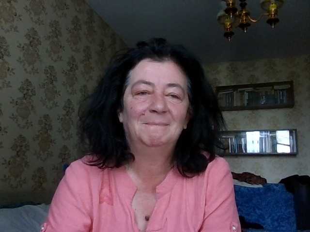 krisshurdlove live cam on BongaCams