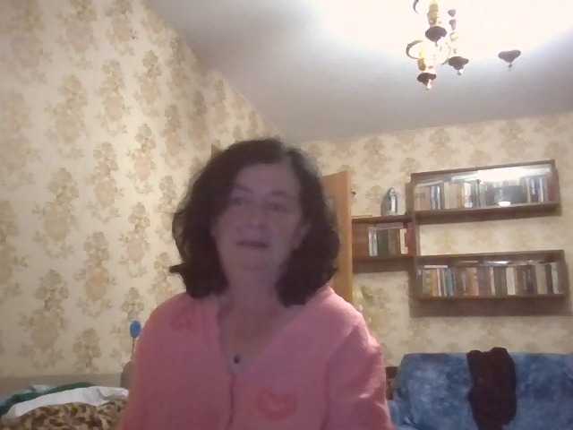 krisshurdlove live cam on BongaCams
