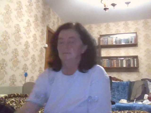 krisshurdlove live cam on BongaCams