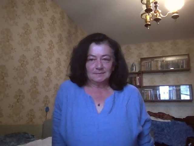 krisshurdlove live cam on BongaCams