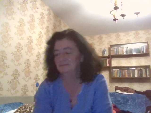 krisshurdlove live cam on BongaCams