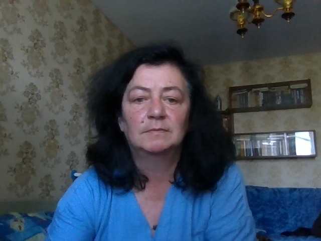 krisshurdlove live cam on BongaCams