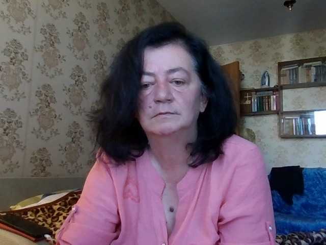 krisshurdlove live cam on BongaCams