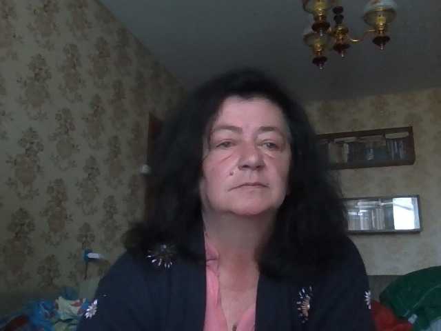 krisshurdlove live cam on BongaCams