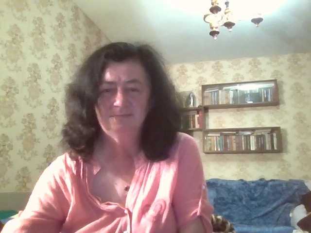 krisshurdlove live cam on BongaCams