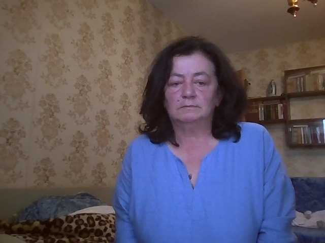 krisshurdlove live cam on BongaCams