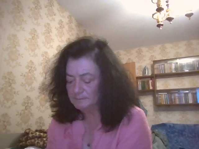 krisshurdlove live cam on BongaCams