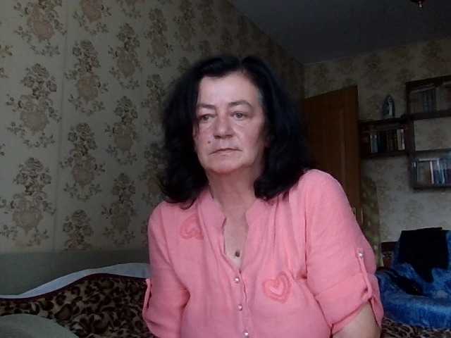 krisshurdlove live cam on BongaCams