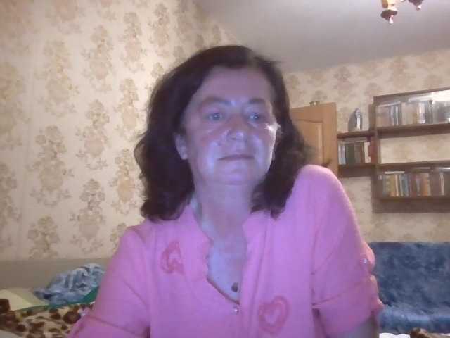 krisshurdlove live cam on BongaCams