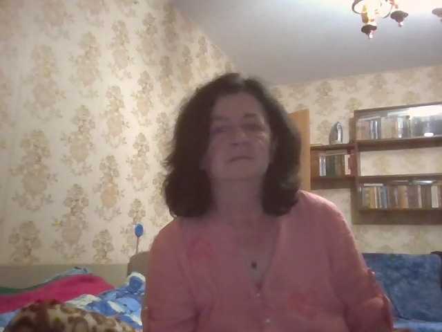 krisshurdlove live cam on BongaCams