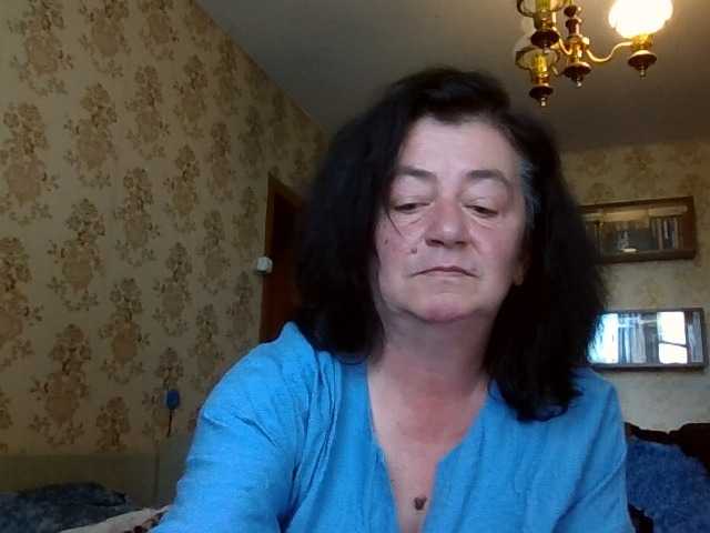 krisshurdlove live cam on BongaCams