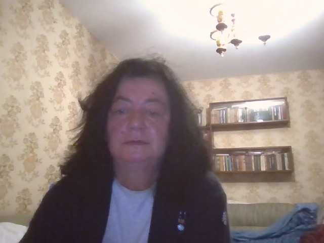 krisshurdlove live cam preview