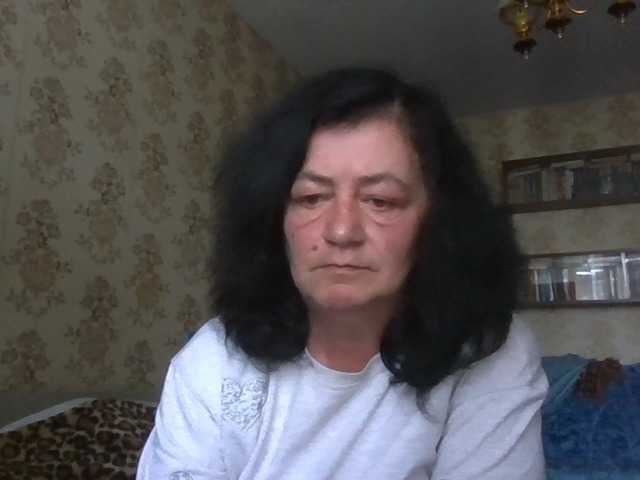 krisshurdlove live cam on BongaCams