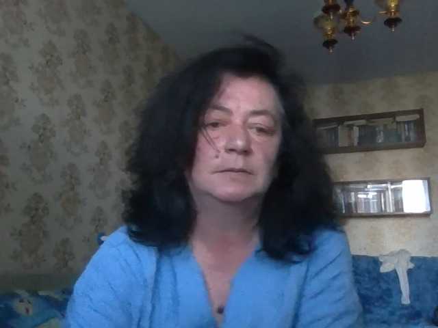 krisshurdlove live cam on BongaCams