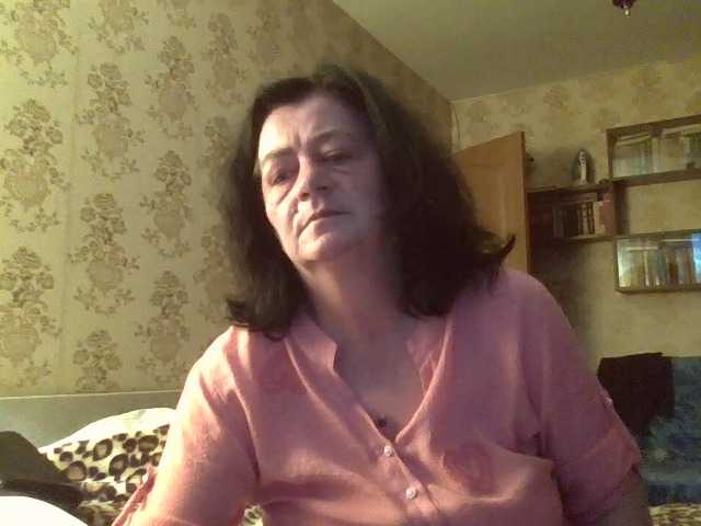 krisshurdlove live cam on BongaCams