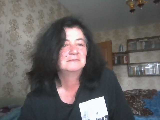 krisshurdlove live cam on BongaCams