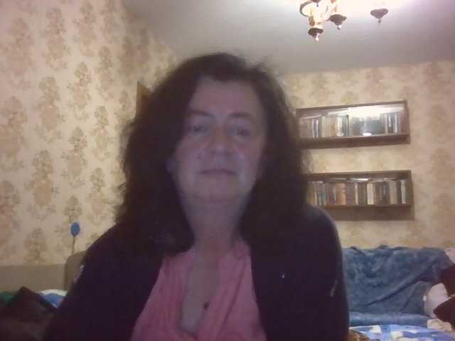 krisshurdlove live cam on BongaCams