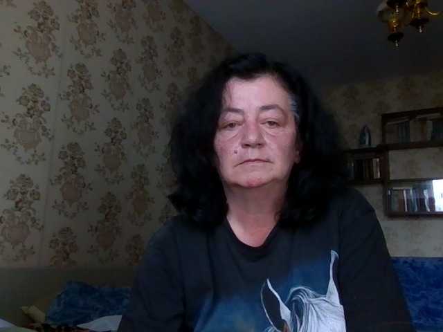 krisshurdlove live cam on BongaCams