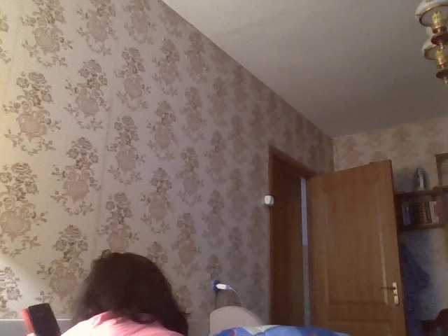 krisshurdlove live cam on BongaCams