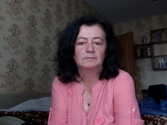 krisshurdlove live cam on BongaCams