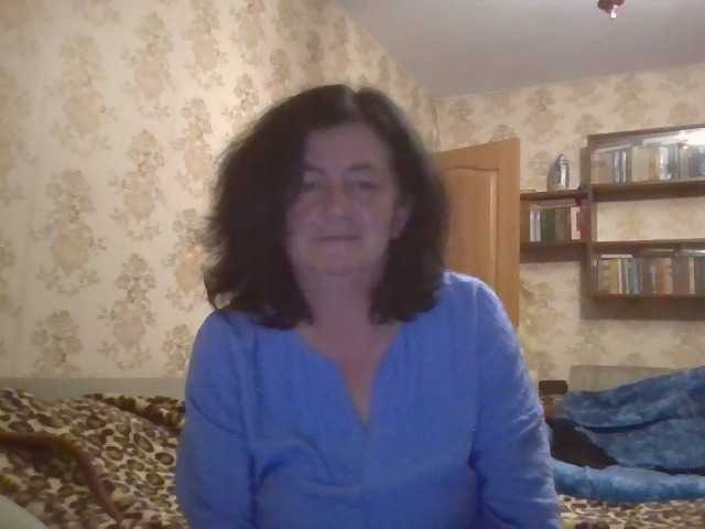 krisshurdlove live cam on BongaCams