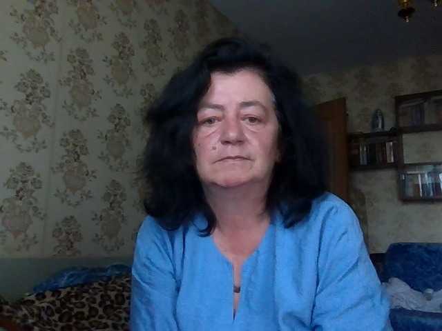 krisshurdlove live cam on BongaCams