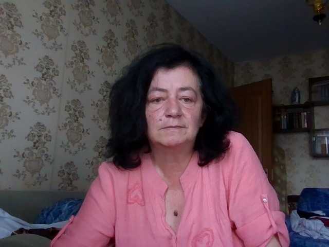 krisshurdlove live cam on BongaCams