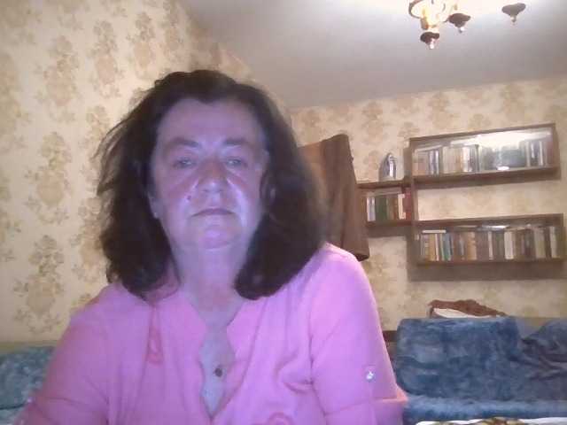 krisshurdlove live cam preview