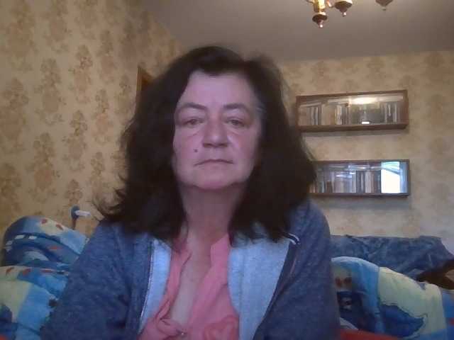 krisshurdlove live cam on BongaCams