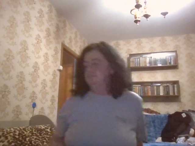 krisshurdlove live cam preview
