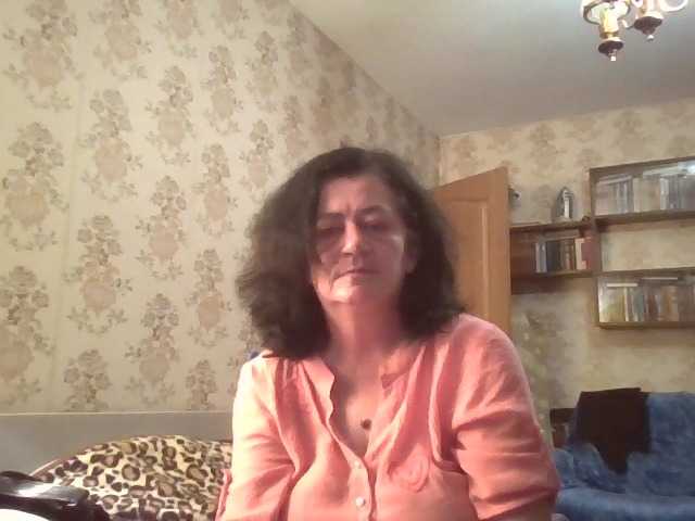 krisshurdlove live cam on BongaCams