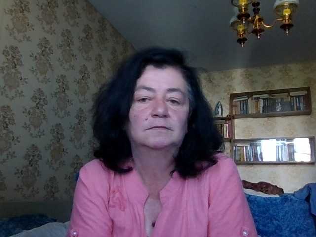 krisshurdlove live cam on BongaCams