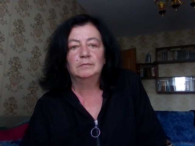 krisshurdlove live cam on BongaCams
