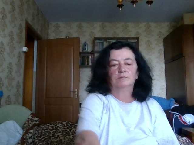 krisshurdlove live cam on BongaCams