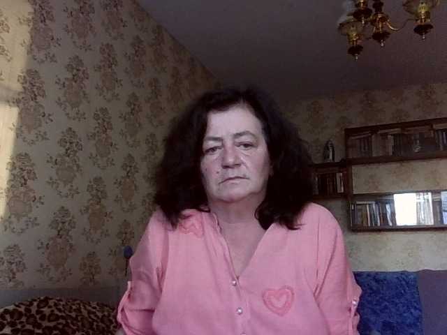 krisshurdlove live cam on BongaCams