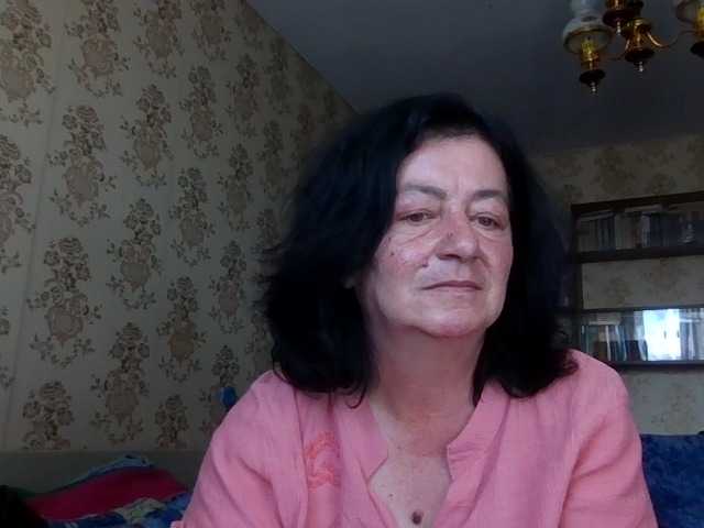 krisshurdlove live cam on BongaCams