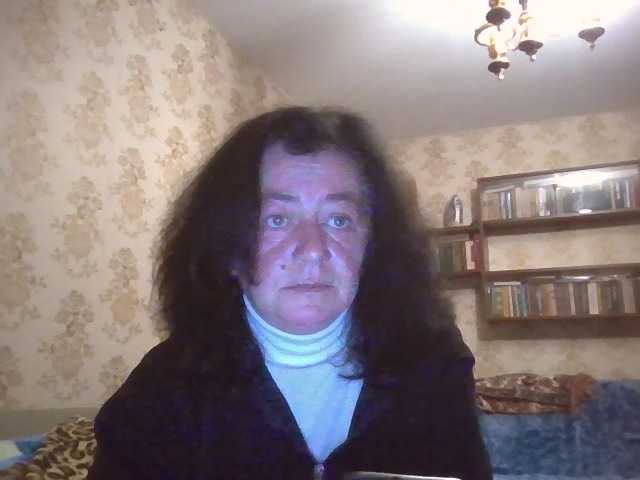 krisshurdlove live cam on BongaCams