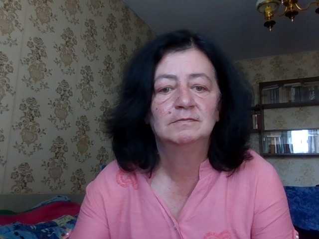 krisshurdlove live cam on BongaCams