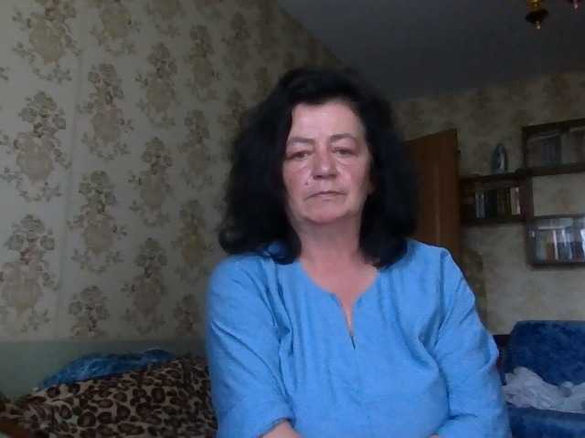 krisshurdlove live cam on BongaCams