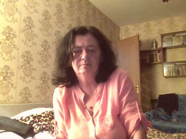 krisshurdlove live cam on BongaCams