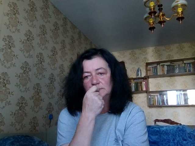 krisshurdlove live cam on BongaCams