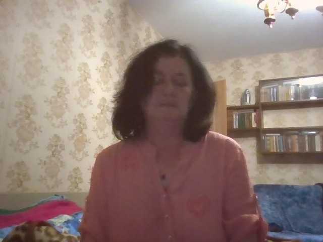 krisshurdlove live cam on BongaCams
