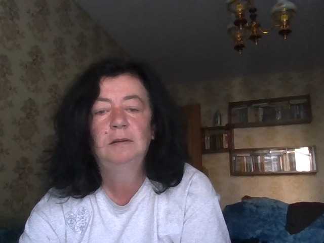 krisshurdlove — live female cam