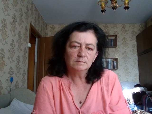 krisshurdlove live cam on BongaCams