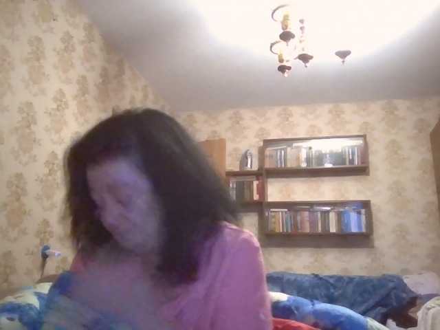 krisshurdlove live cam on BongaCams